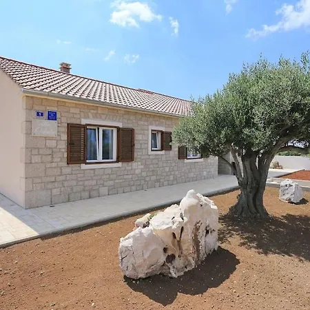 Villa Orkula
