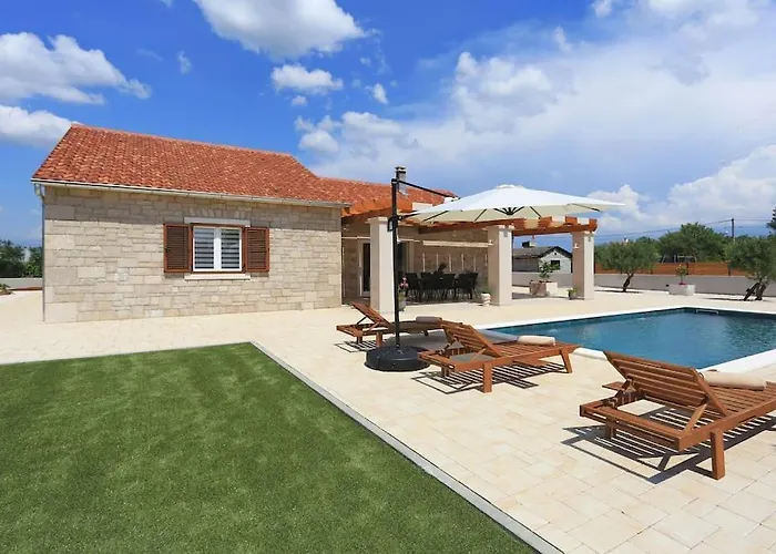 Villa Orkula