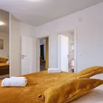 Orkula Debeljak