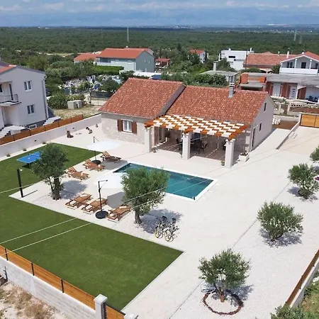 Villa Orkula *